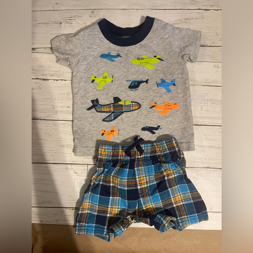 Boy 2 Piece Set - Child of Mine made by Carter’s (6-9M) - Picture 1 of 6